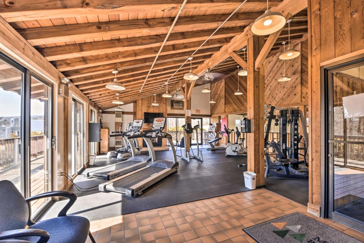Mountain Condo With Views Near Hiking And Biking! Stowe Exteriér fotografie
